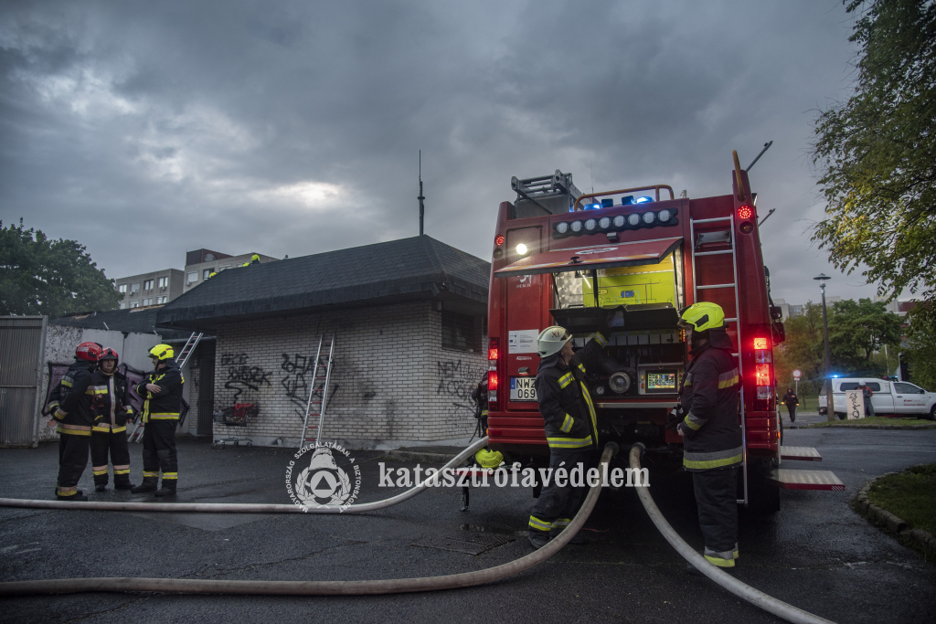 XI. kerületi tűz Nagyszeben tér