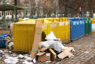Debrecen, szelektív hulladékgyűjtő sziget, kuka, szemét