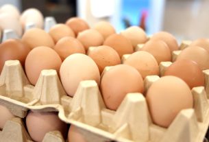 Szeged, húsvét, Mars téri piac, vásárlás, piac, sonka, tojás, zöldség, kalács